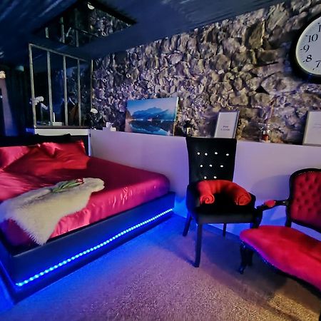 Sweet Loft Grenoble-Love Room Avec Jacuzzi & Sauna Exterior foto